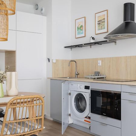 Luxury Studio With An Ac - Lwowska 10 Street Krakow Bagian luar foto